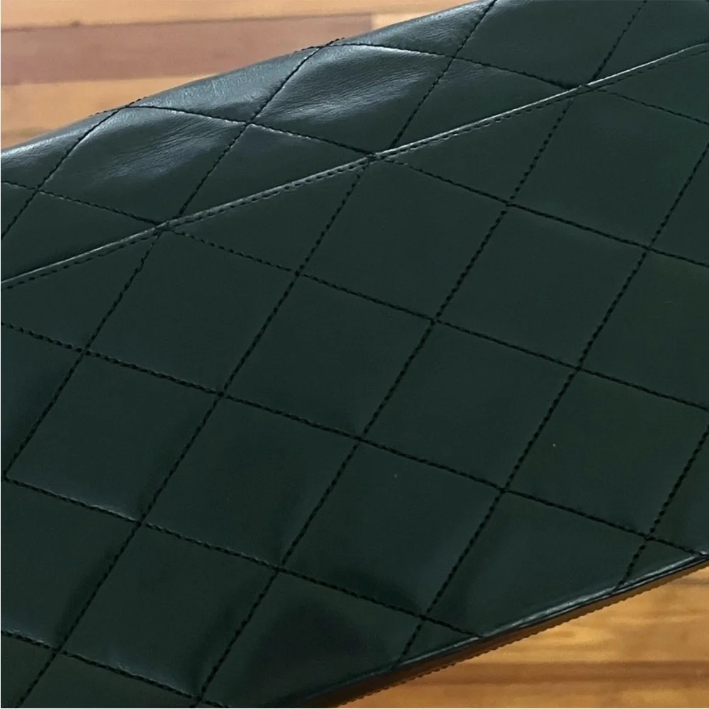Chanel Single Flap Bag - Picture 11 of 13